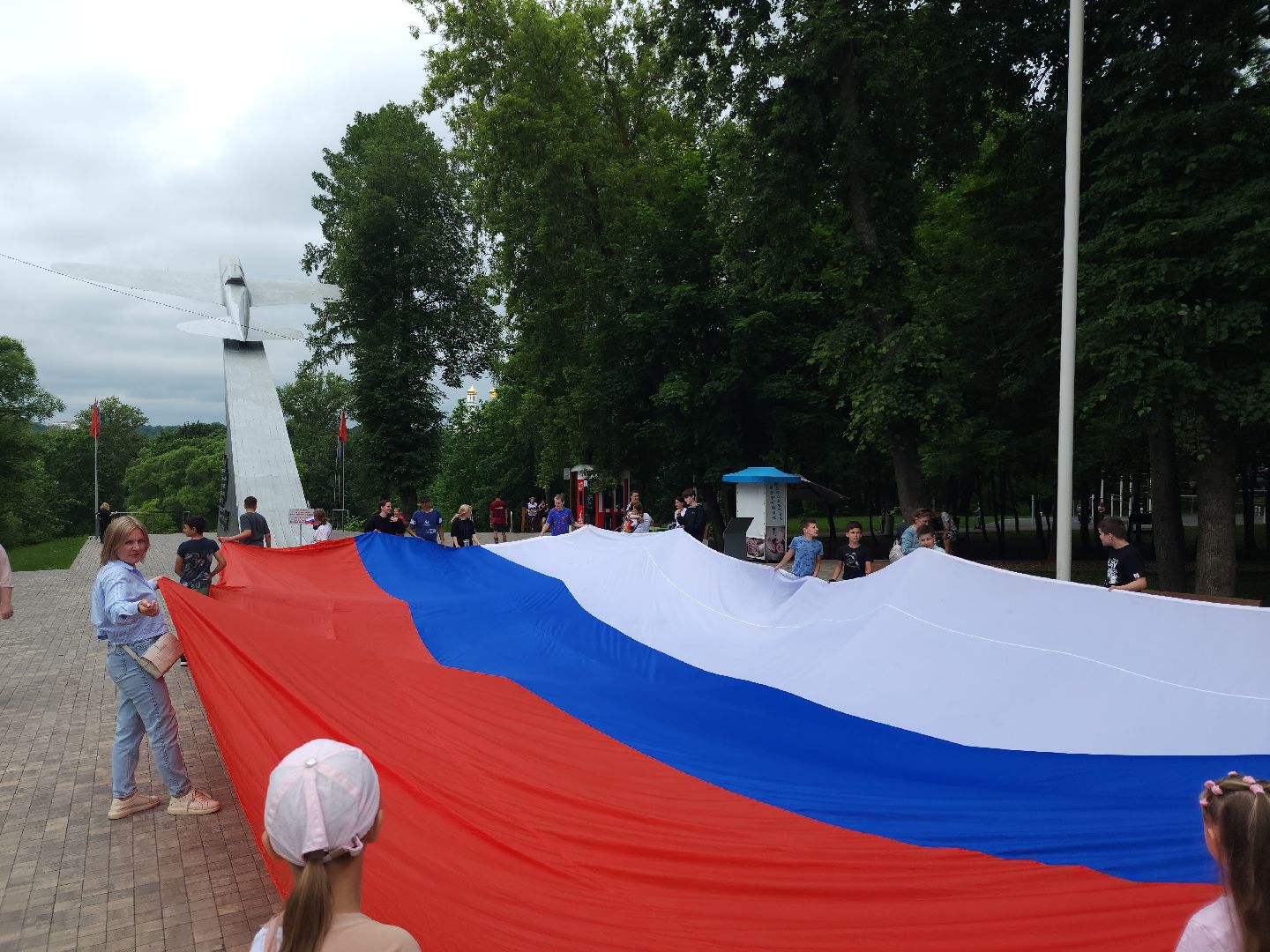 день россии, флаг россии, флешмоб,