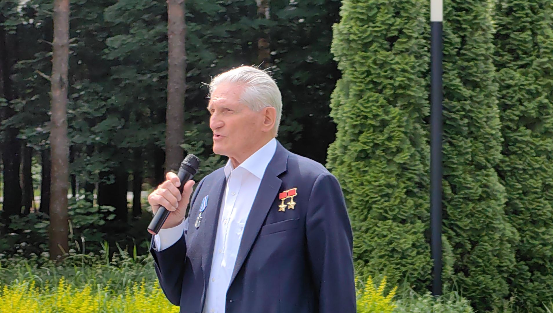 день россии 2024, капсула времени, послания будущим поколениям, памятник Гагарина, лётчик, звездный городок,