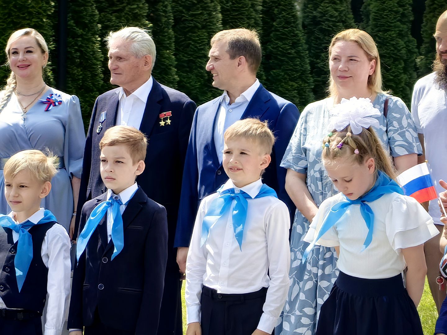 день россии 2024, капсула времени, послания будущим поколениям, памятник Гагарина, лётчик, звездный городок,