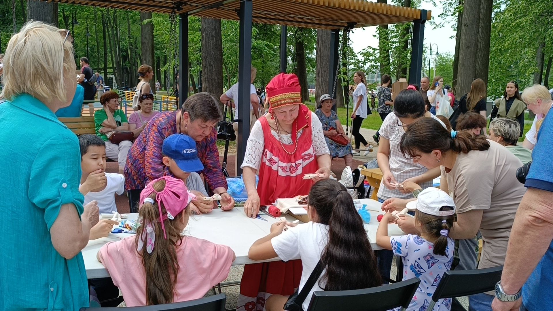 кукла, парк, день россии 2024, творчество, лобня,