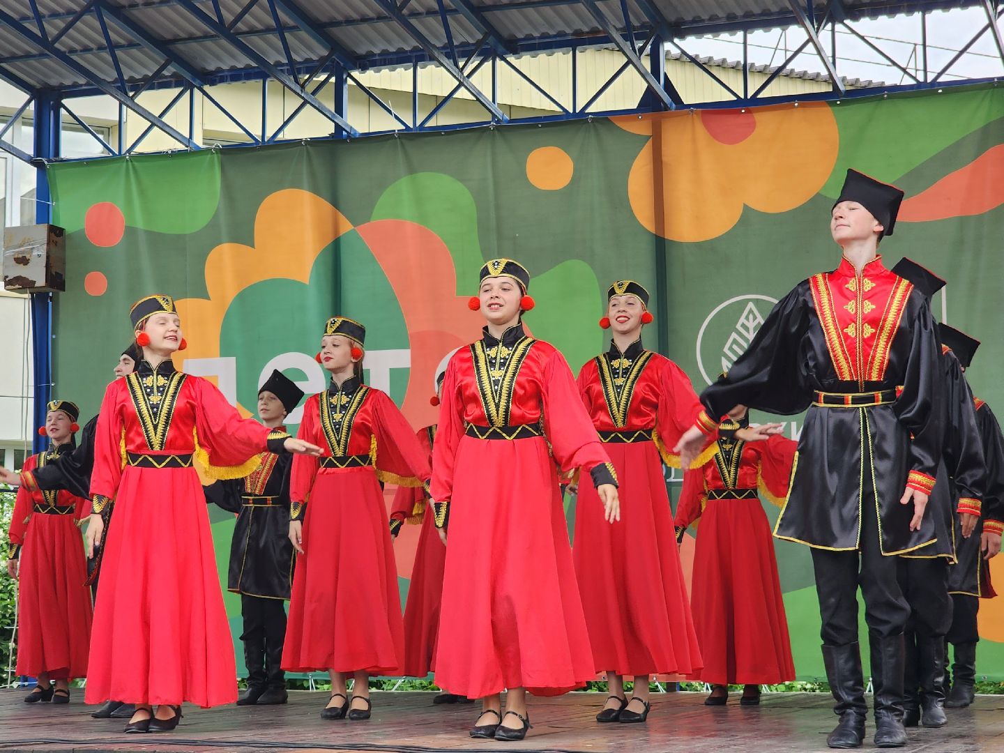 Луховицы, день россии, праздничная программа, парки подмосковья,