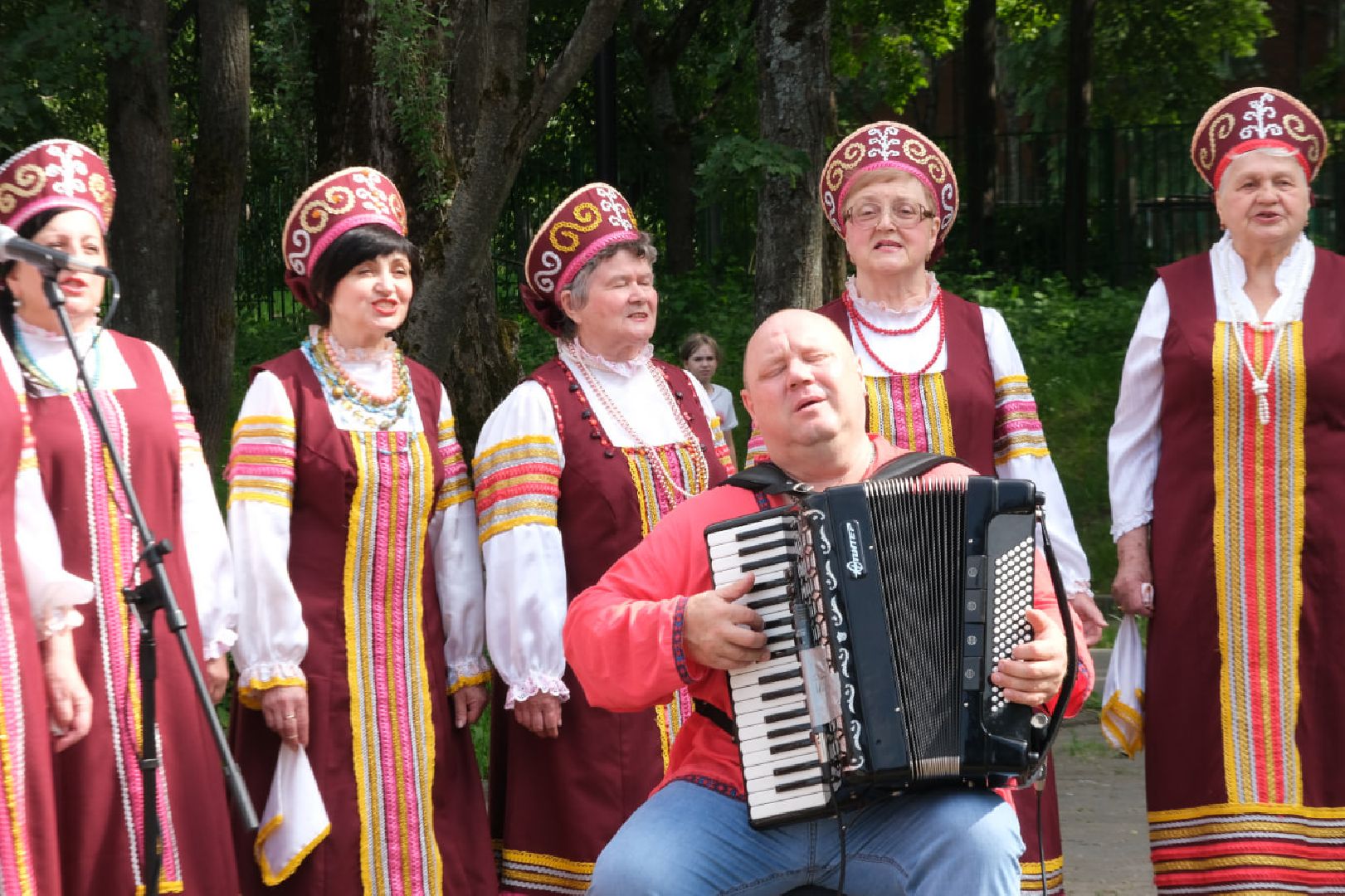 пущино, серпухов, день россии,