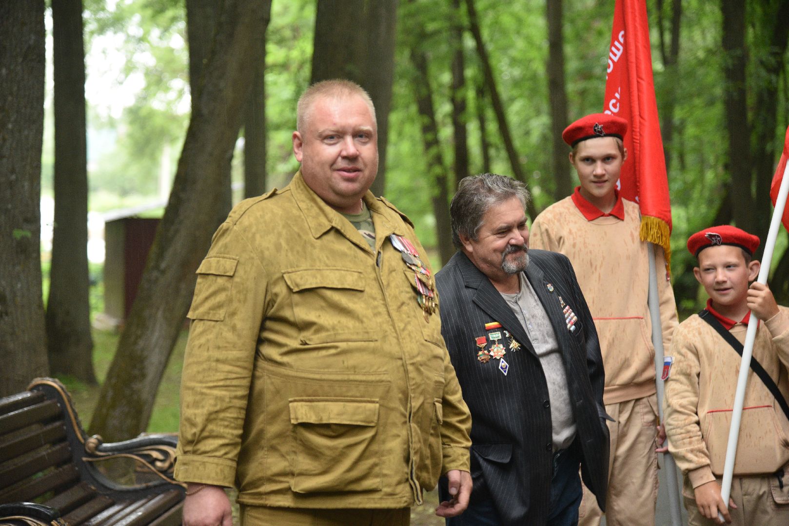 лотошино, лотошинский парк, сво, память о героях спецоперации, парки подмосковья, день россии,