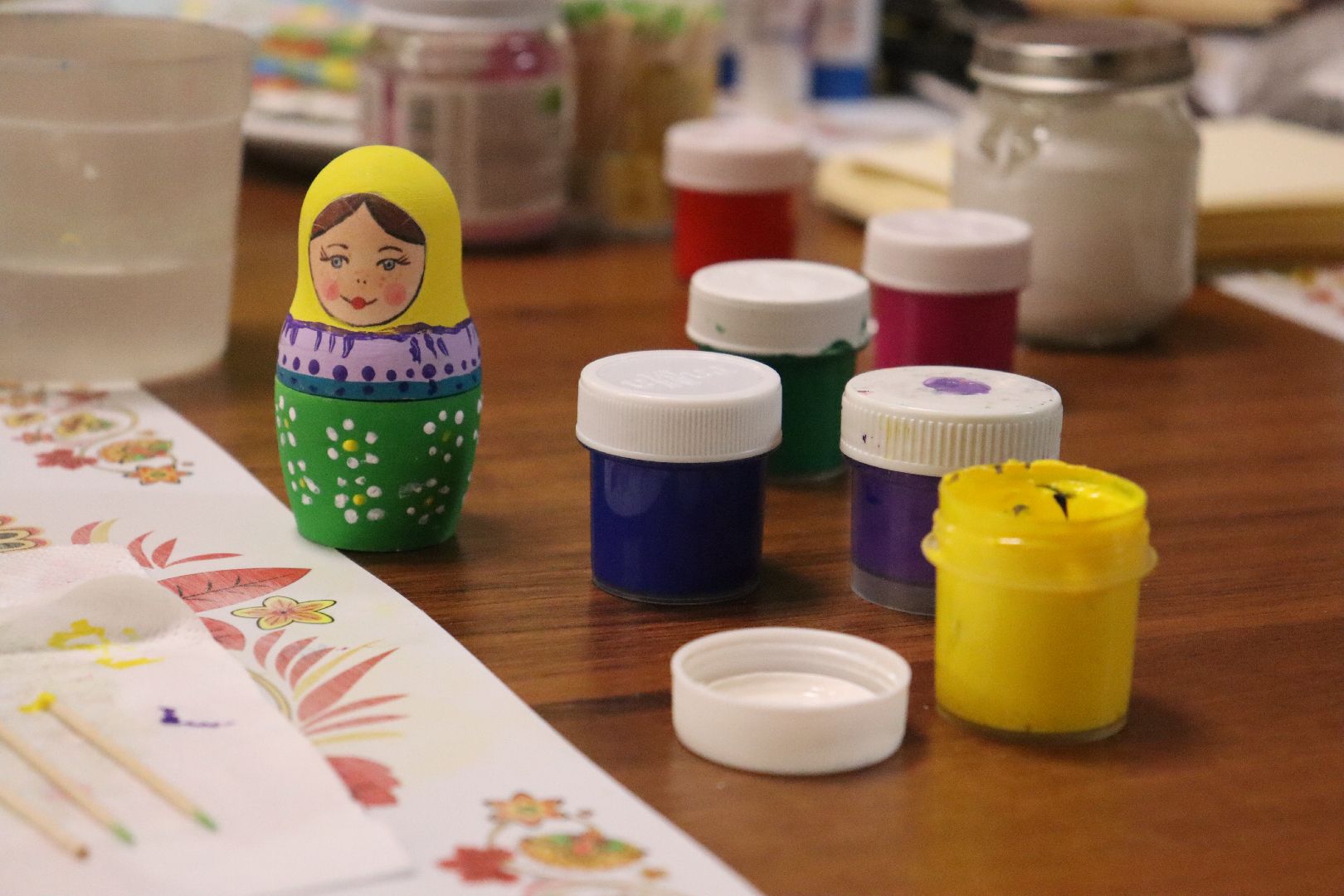 дзержинский, выставка, батик, Шлковый ветер, Лариса Горобец,