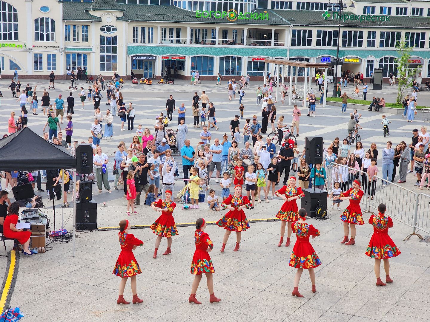 ногинск, концерт, день россии, общество, жители, праздник, фонтаны,