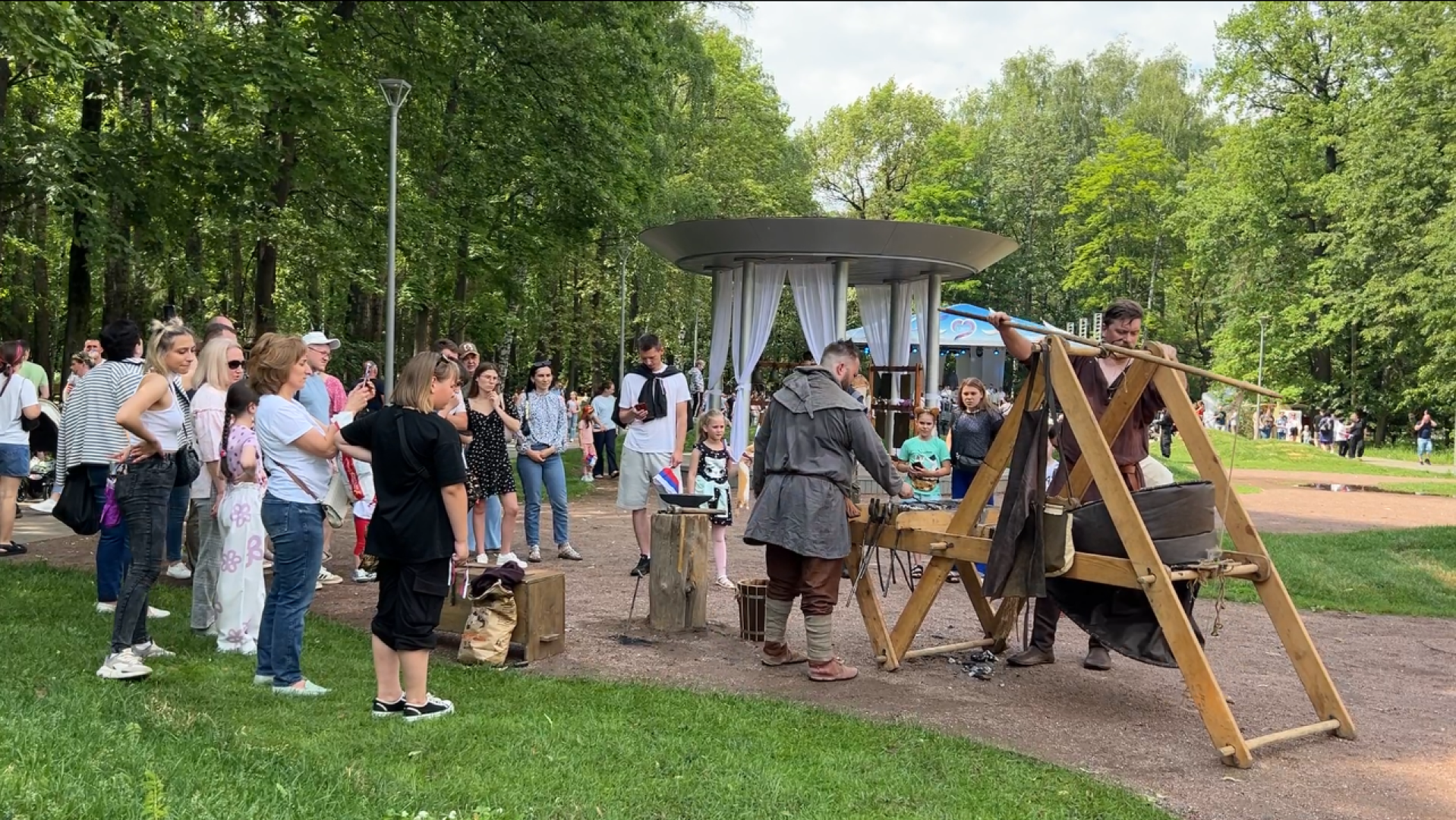 химки, общество, день россии, праздник в парке,