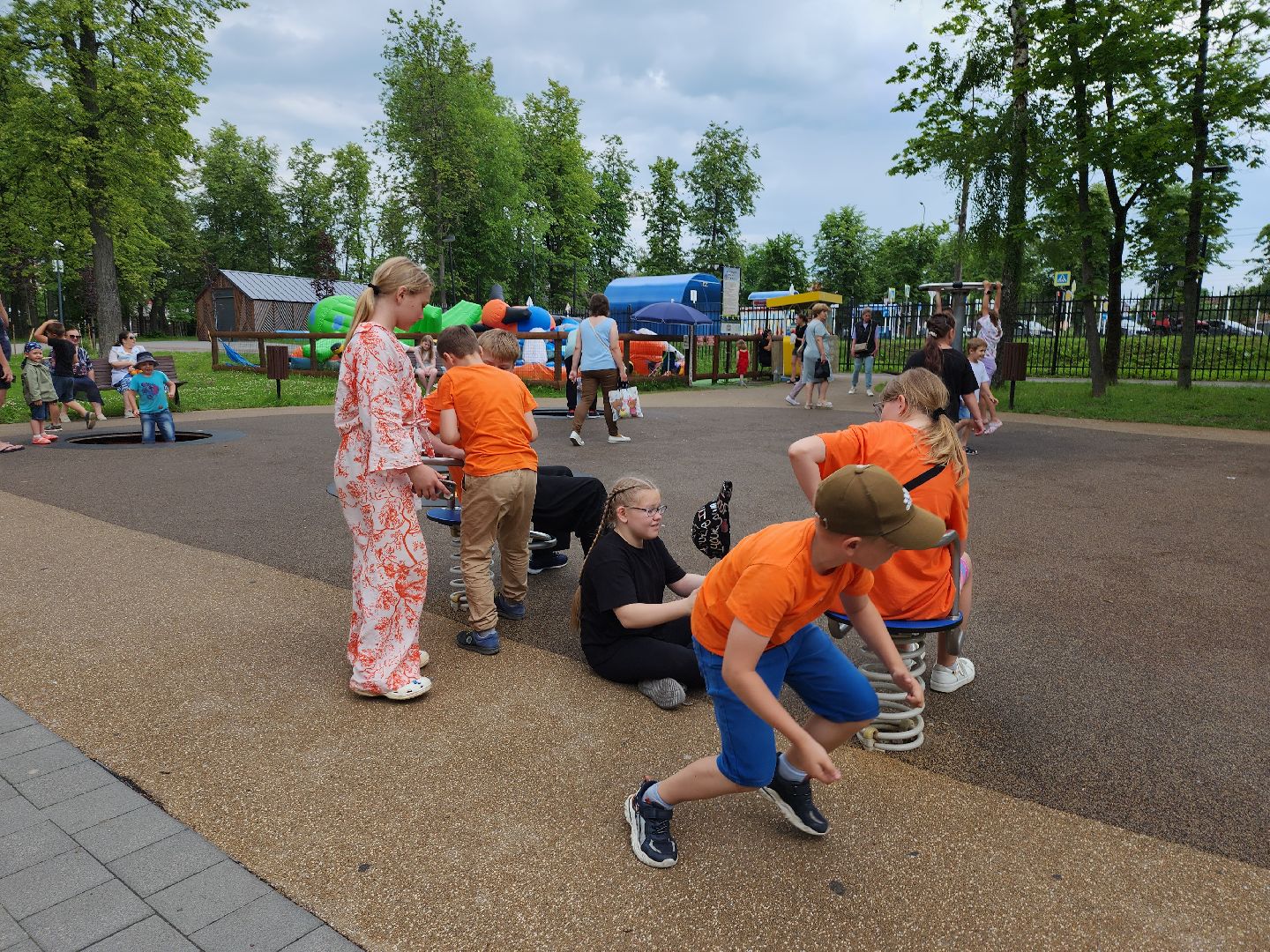 серпухов, подмосковье, парк имени олега степанова,