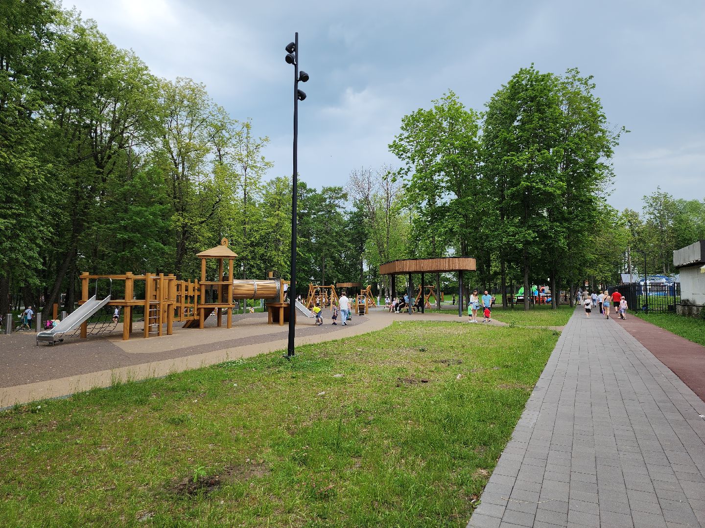 серпухов, подмосковье, парк имени олега степанова,