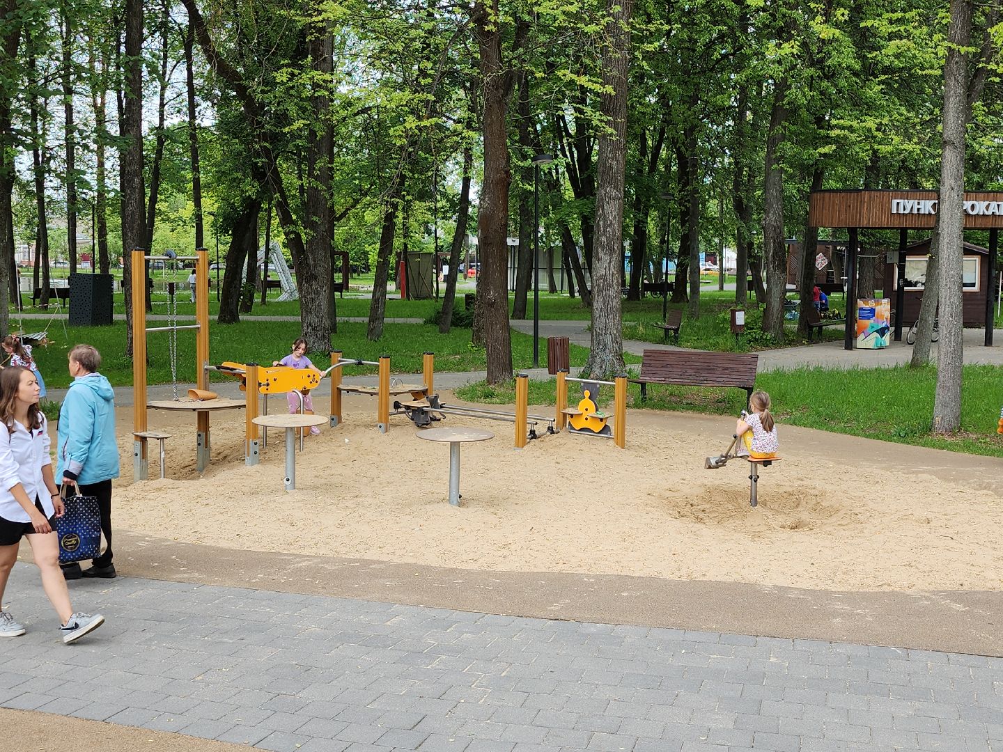 серпухов, подмосковье, парк имени олега степанова,