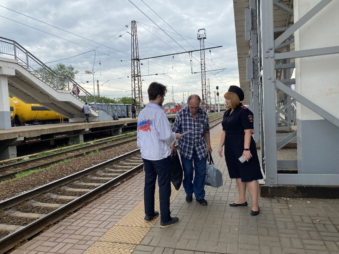 Коломна, Голутвин, ж/д, сохрани себе жизнь,