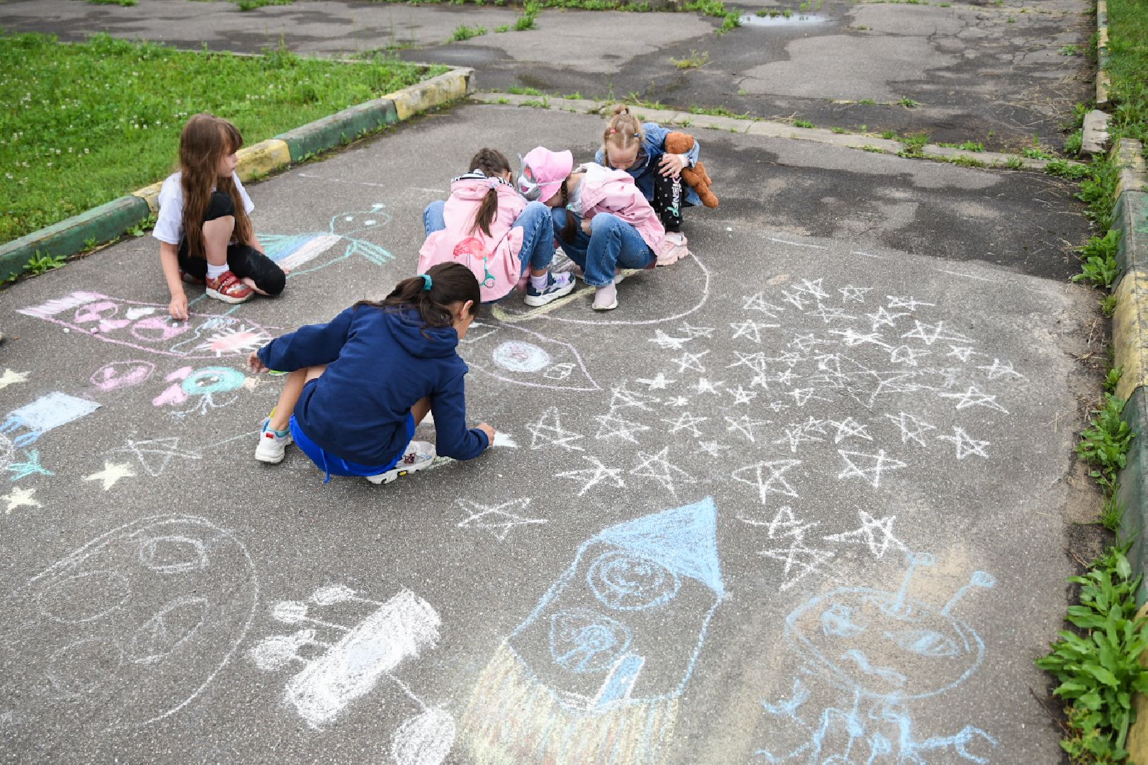 Бронницы, Космос, Гимназия имени Пушкина, Рисунок на асфальте, Умные каникулы,