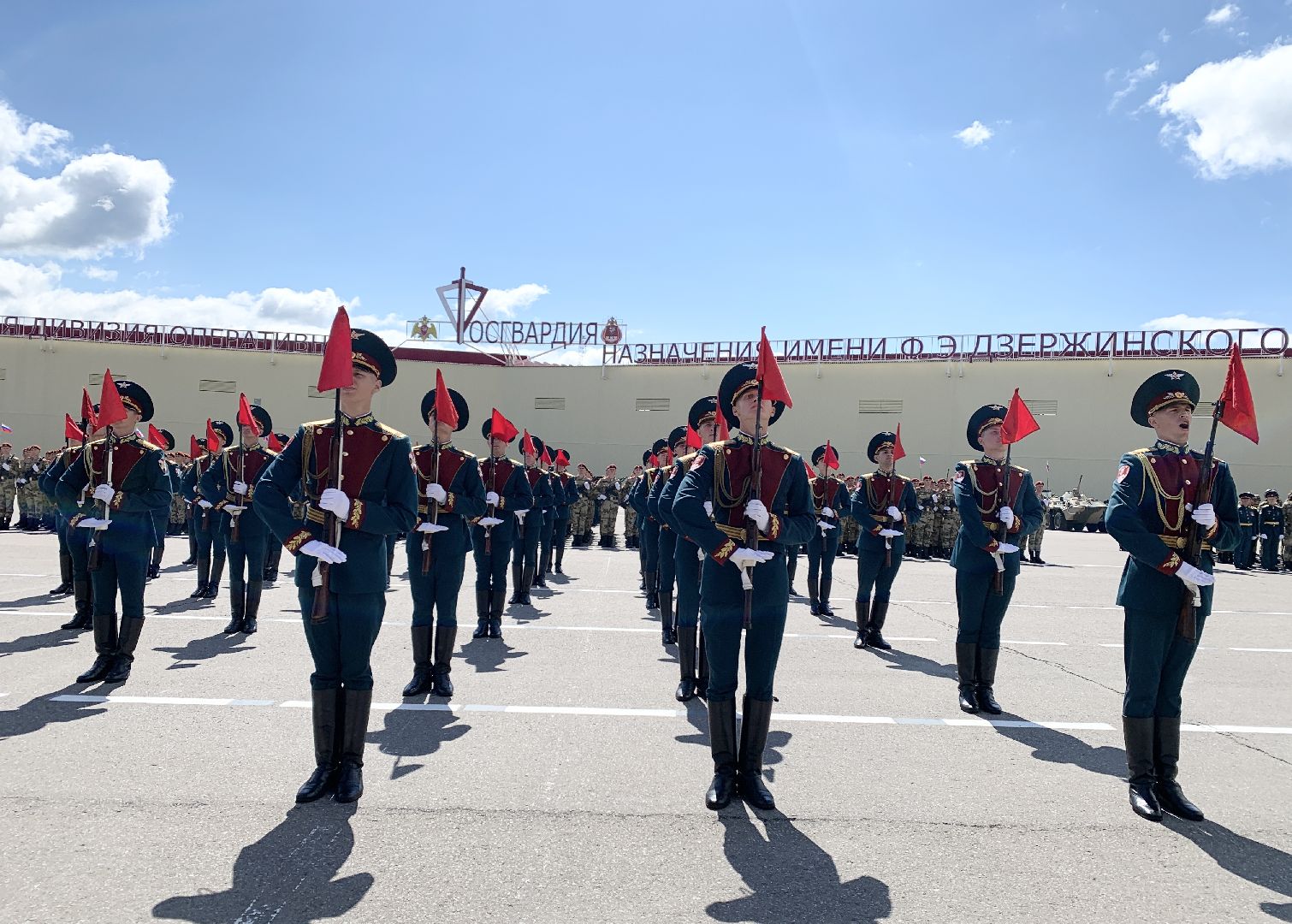 Балашиха, Подмосковье, 100 лет Дивизии имени Ф Э Дзержинского, Росгвардия, Орден Суворова, Выставка современных образцов вооружения и техники и трофеев из зоны СВО,