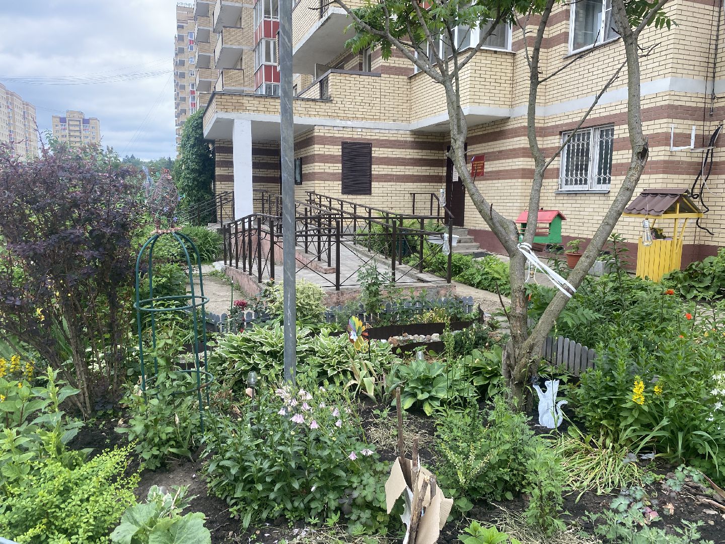 Власиха Школьный, Власиха Тополек, обход территории Власиха, контроль уборки, содержание территории,