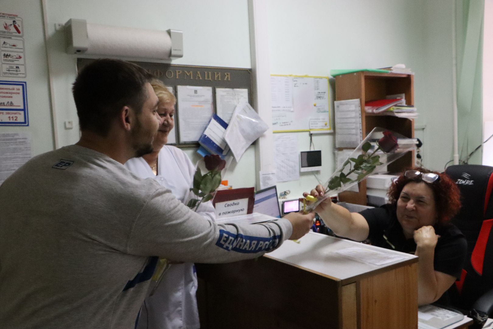 Серебряные Пруды, глава поздравил медиков, серебряно-прудская больница, здравоохранение, День медицинского работника,