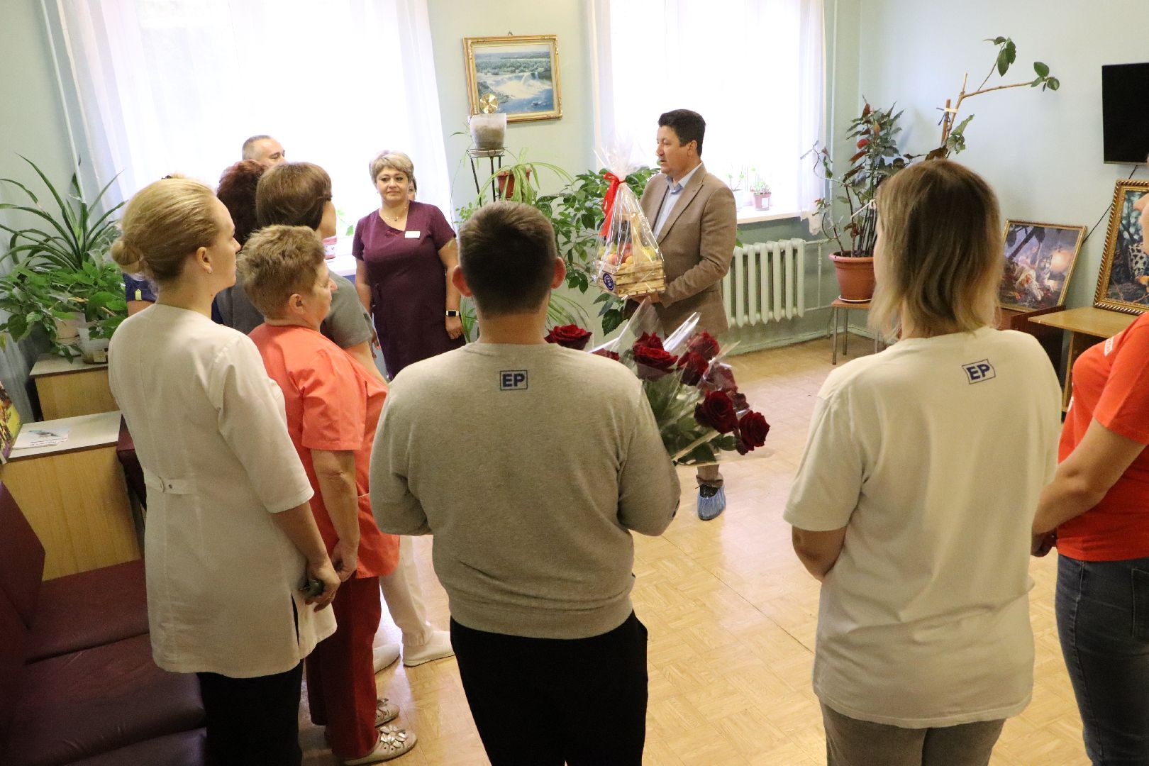 Серебряные Пруды, глава поздравил медиков, серебряно-прудская больница, здравоохранение, День медицинского работника,