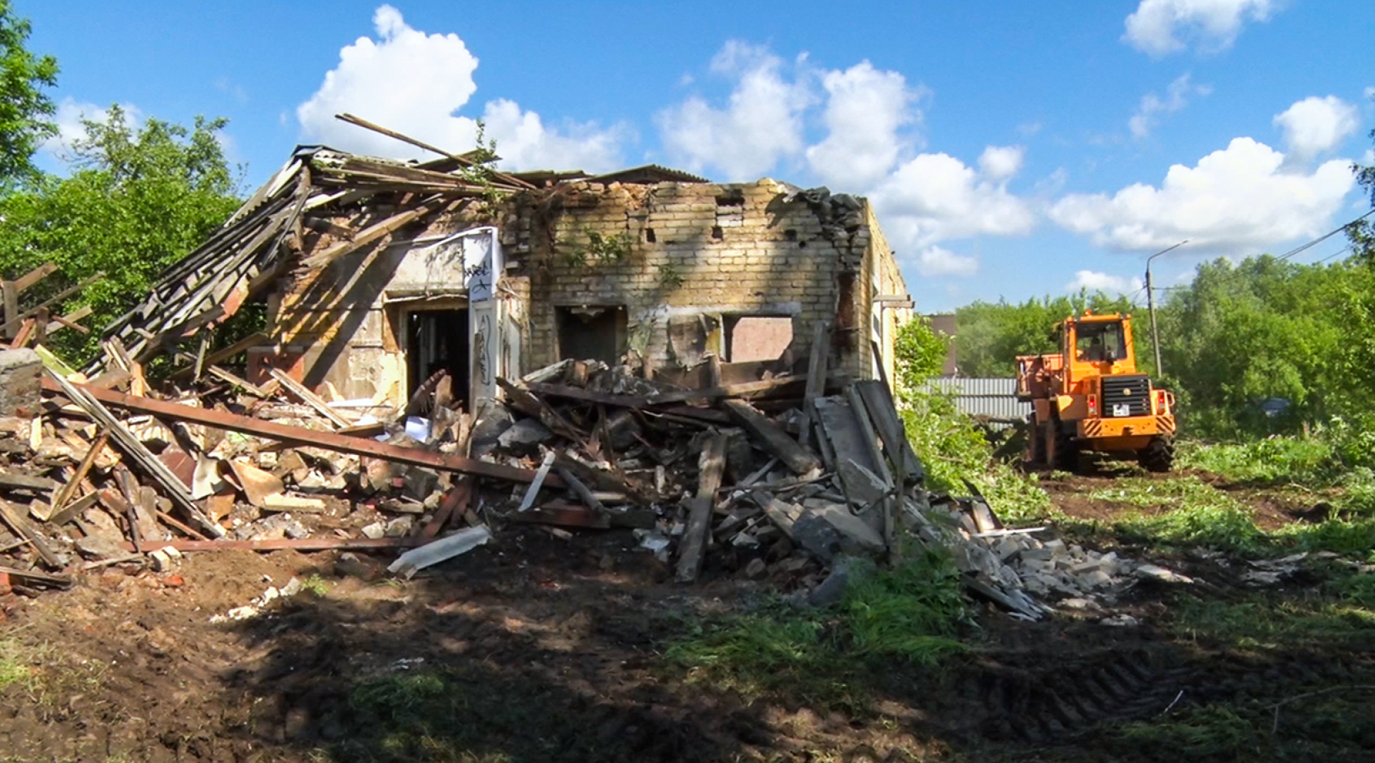 Клин, общество, ЖКХ, снос здания,