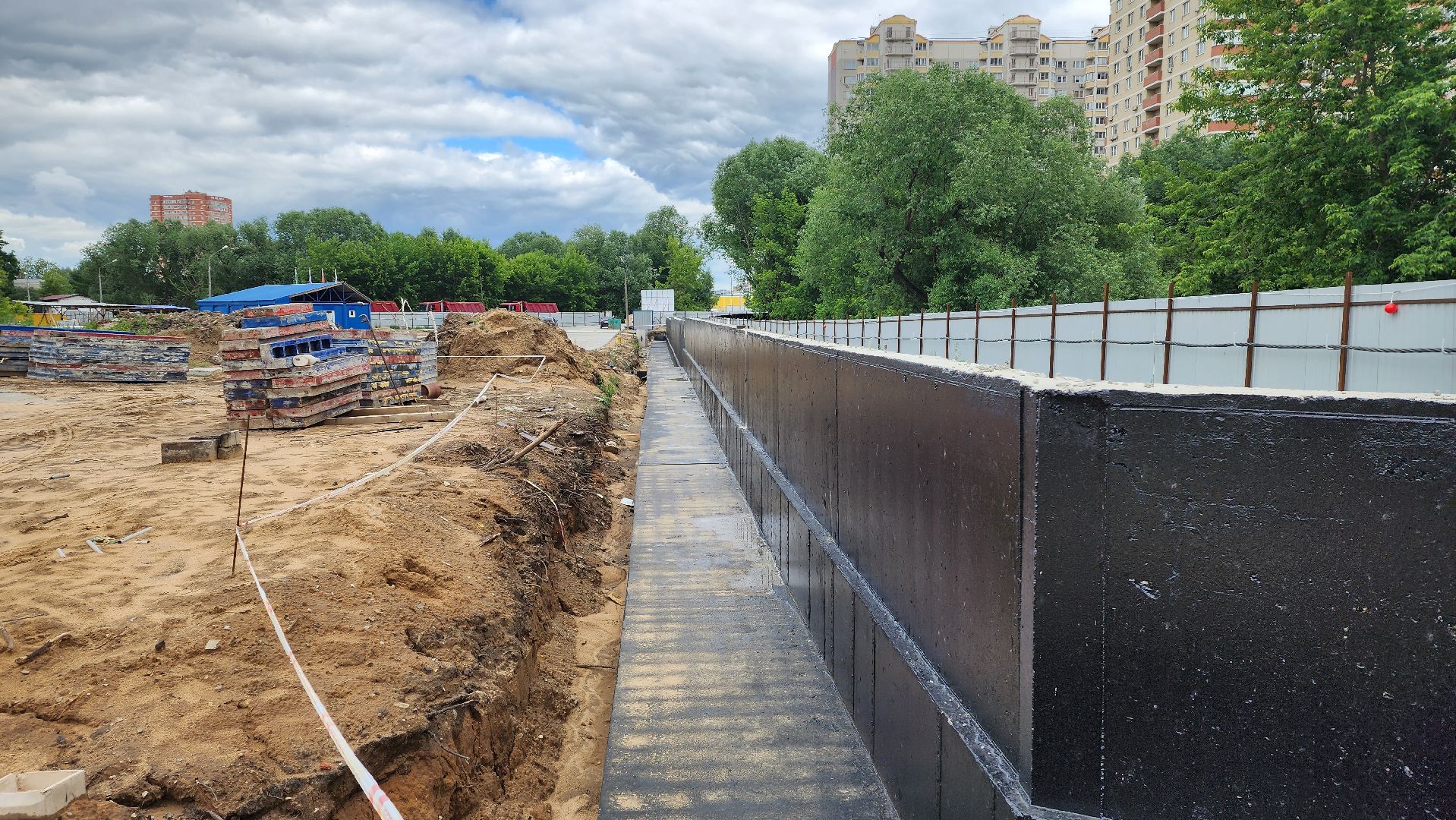 вок, строительство школы,