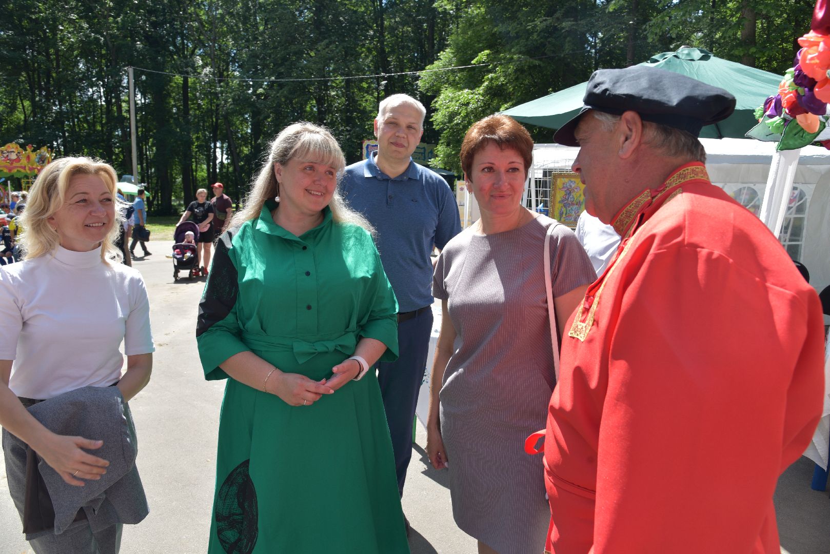 лотошино, лотошинская библиотека, лотошинский парк, тряпкин, день округа,