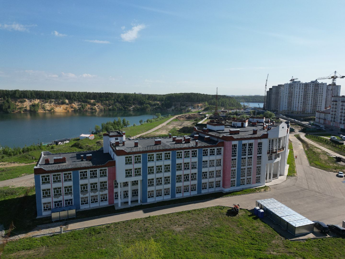 видео с коптера, школа, дзержинский,