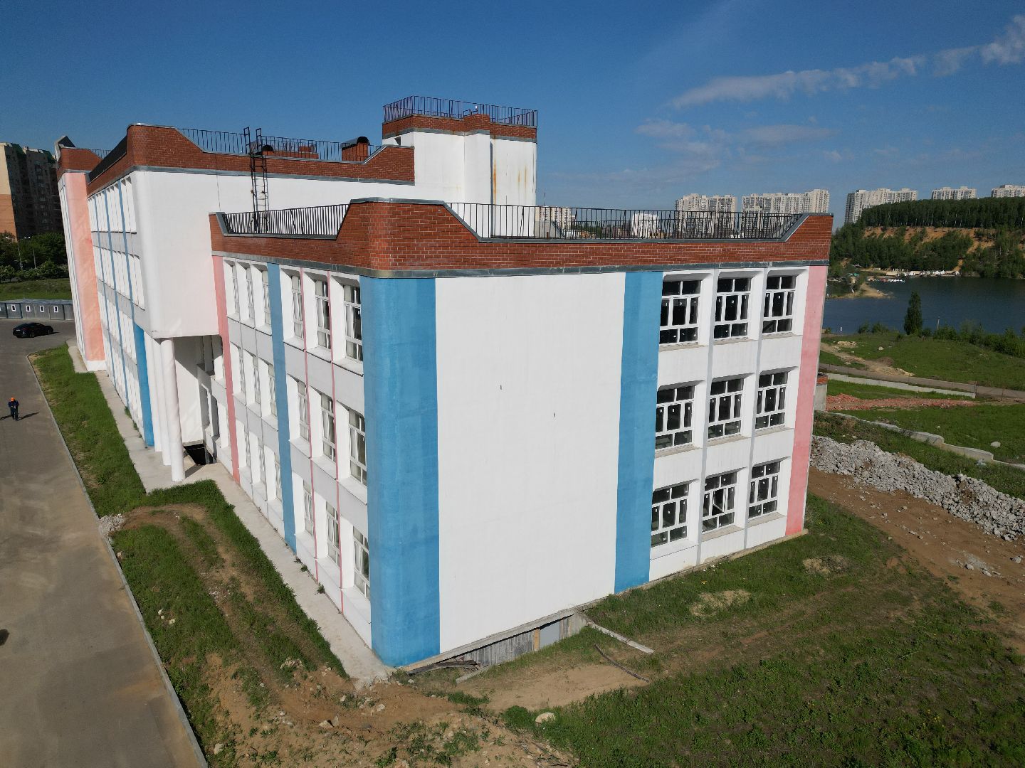 видео с коптера, школа, дзержинский,