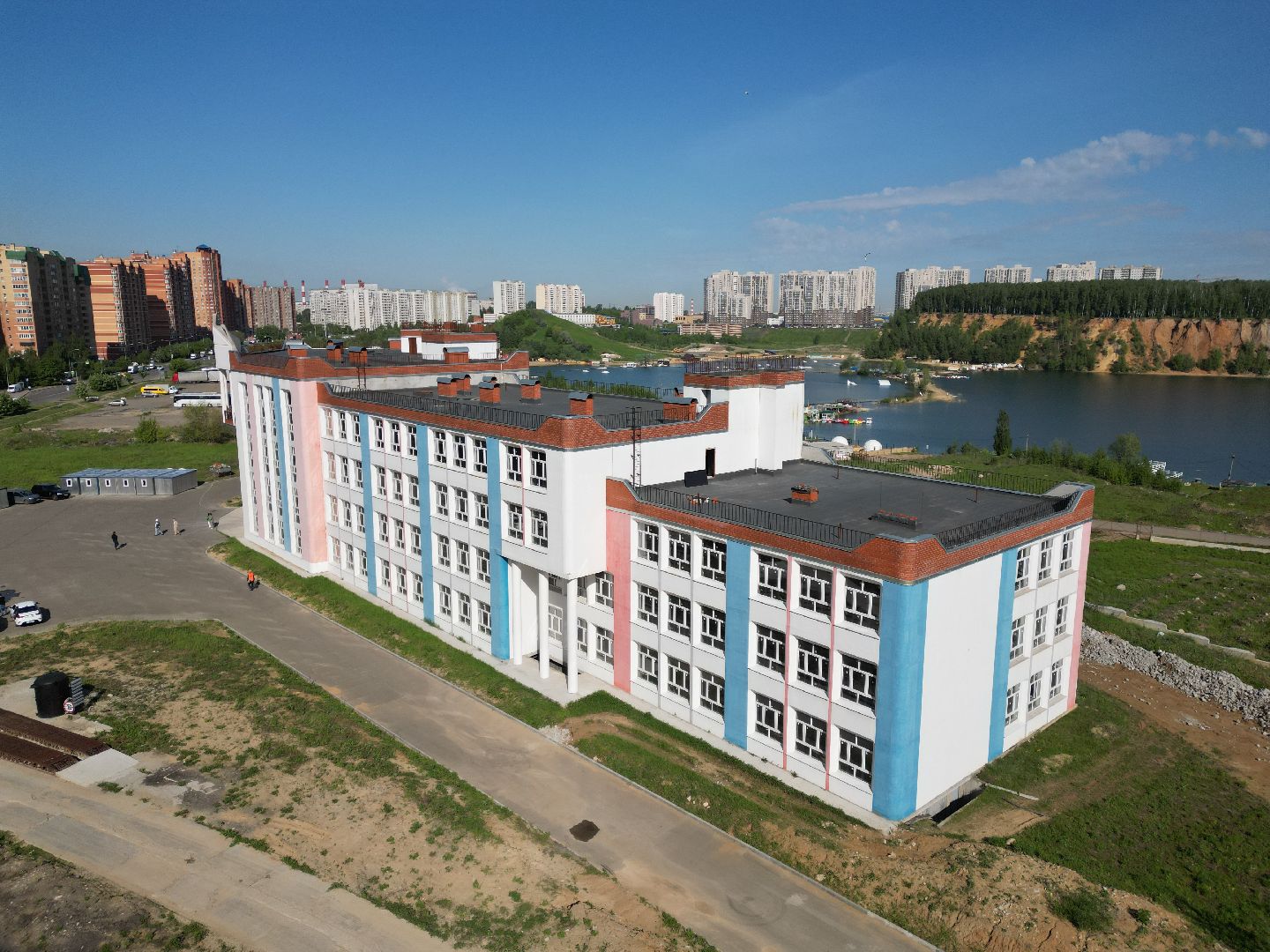 видео с коптера, школа, дзержинский,