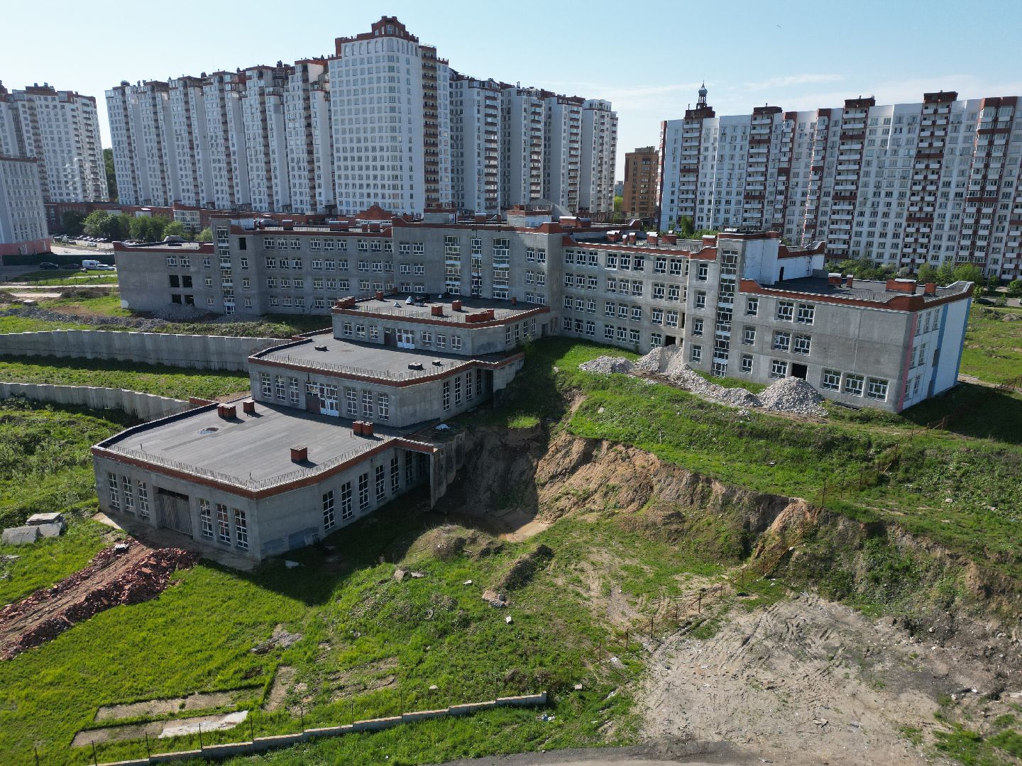 видео с коптера, школа, дзержинский,