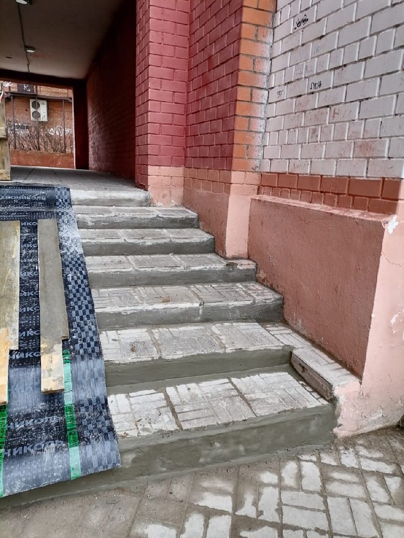 Красноармейск, перемены, ремонт лестницы, оживлённый маршрут, новые ступеньки, управляющая компания