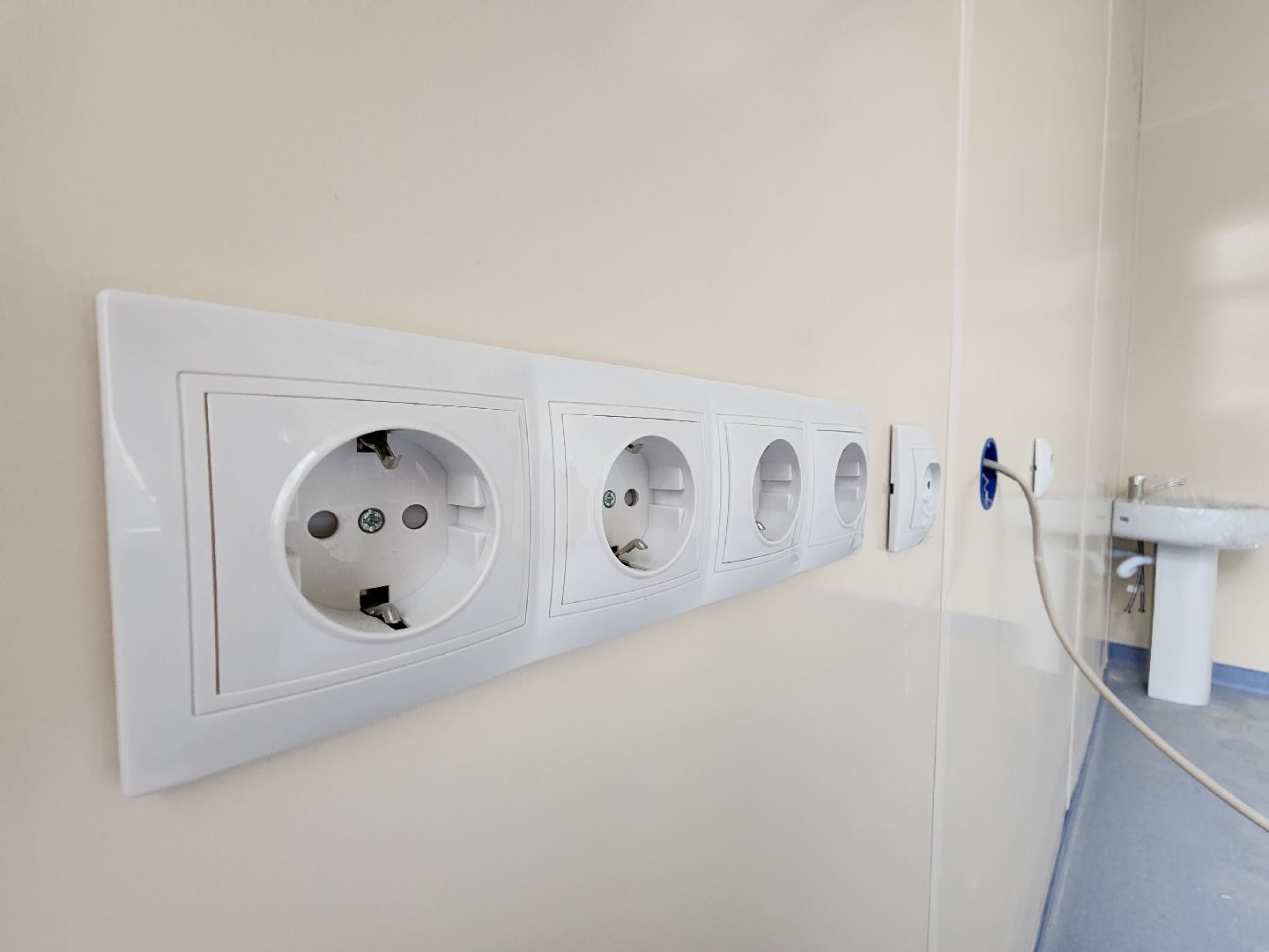 Лобня, Стройка, Поликлиника,