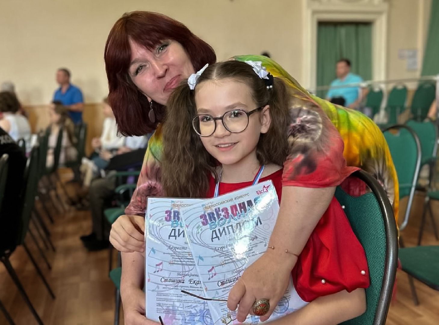 Дзержинский, Екатерина Сташина, Татьяна Скрипнюк,