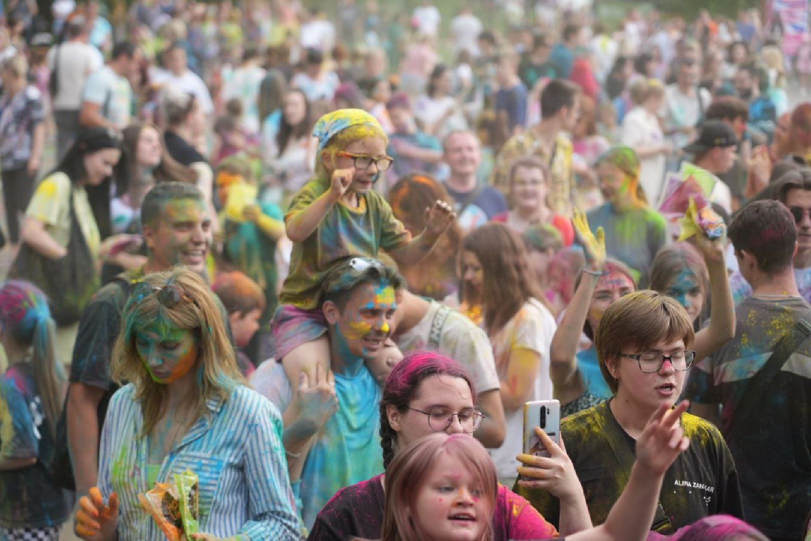 Молодежь, Парки МО, Парки Подмосковья, Краски Холи, Общество, Скитские пруды, Сергиев Посад, Сергиево-Посадскй городской округ, Фестиваль,