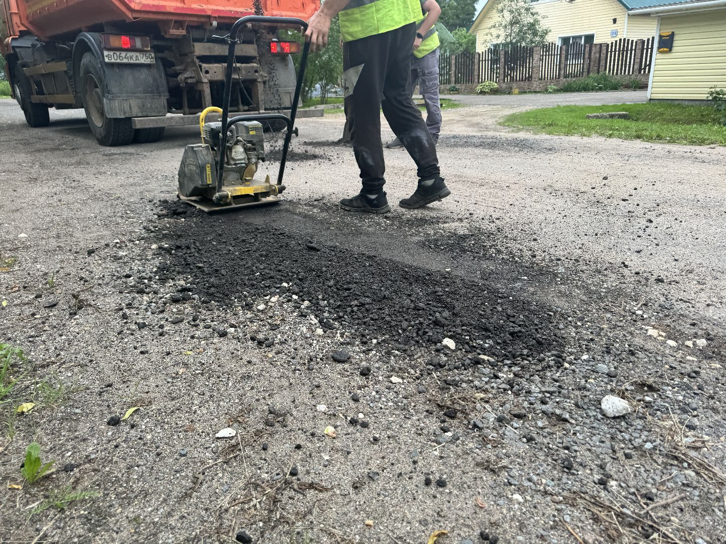 шаховская, ямочный ремонт, коммунальная служба,