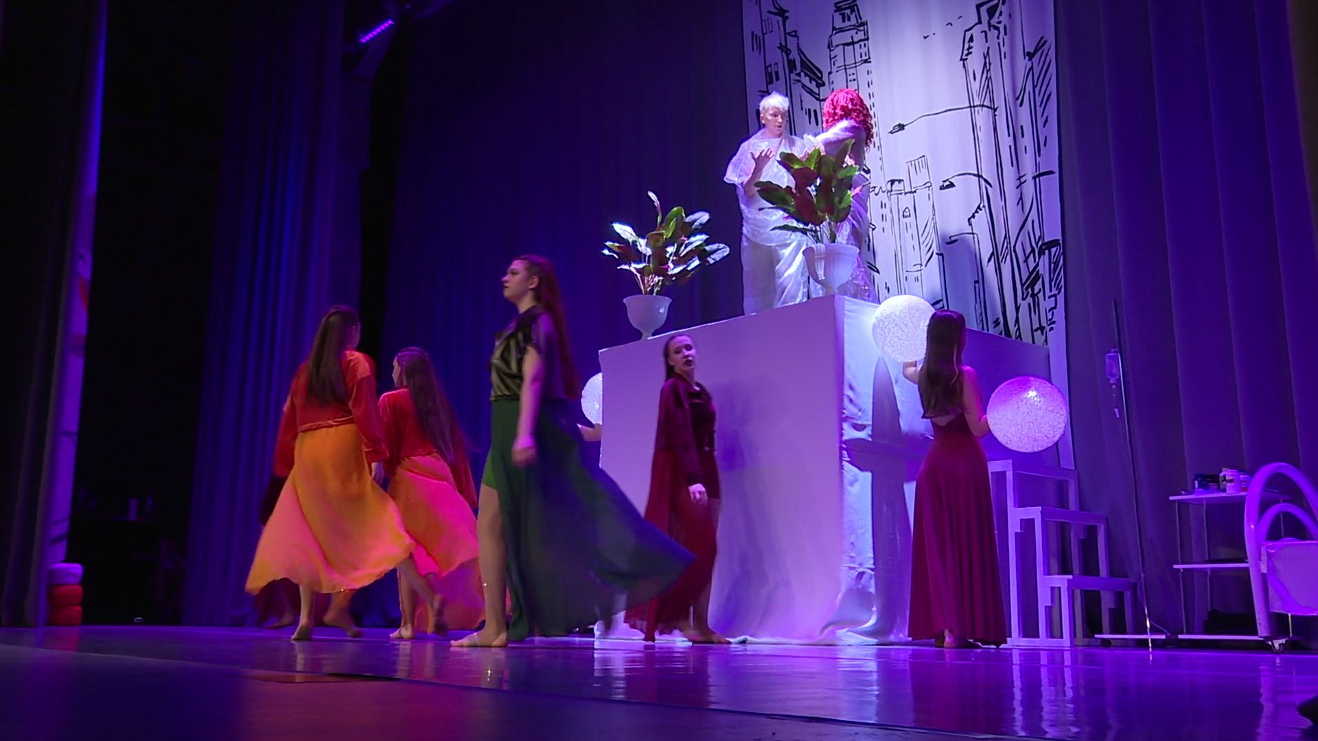 Реутов, спектакль, пластика, танцы, герои, болезни, пандемия,