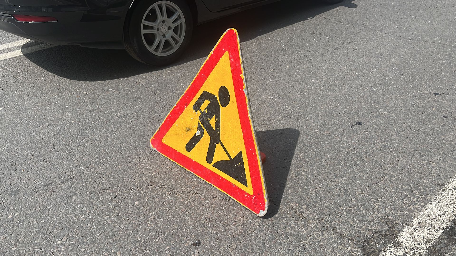 лежачие полицейские, лежачий полицейский, искусственная неровность, искусственные дорожные неровности, ямы, ямы на дорогах, ямочный ремонт, ремонт дорог,