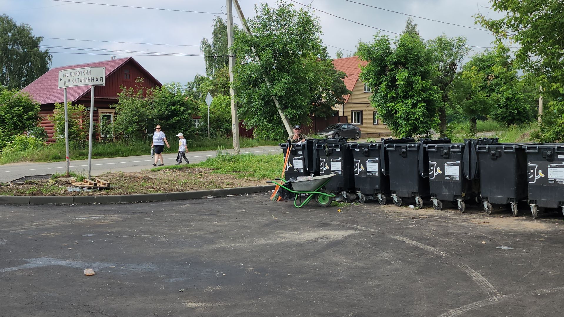серпухов, улица дальняя, контейнер для мусора, контейнерная площадка, раздельный сбор мусора,