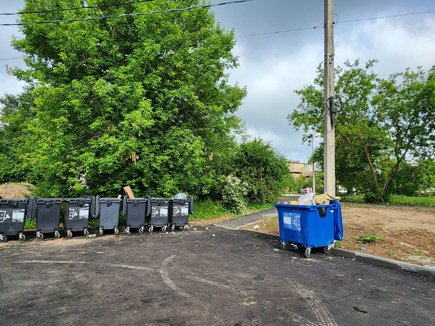 серпухов, улица дальняя, контейнер для мусора, контейнерная площадка, раздельный сбор мусора,