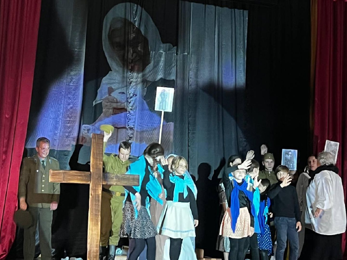 Звенигород, культура подмосковья, Театр,