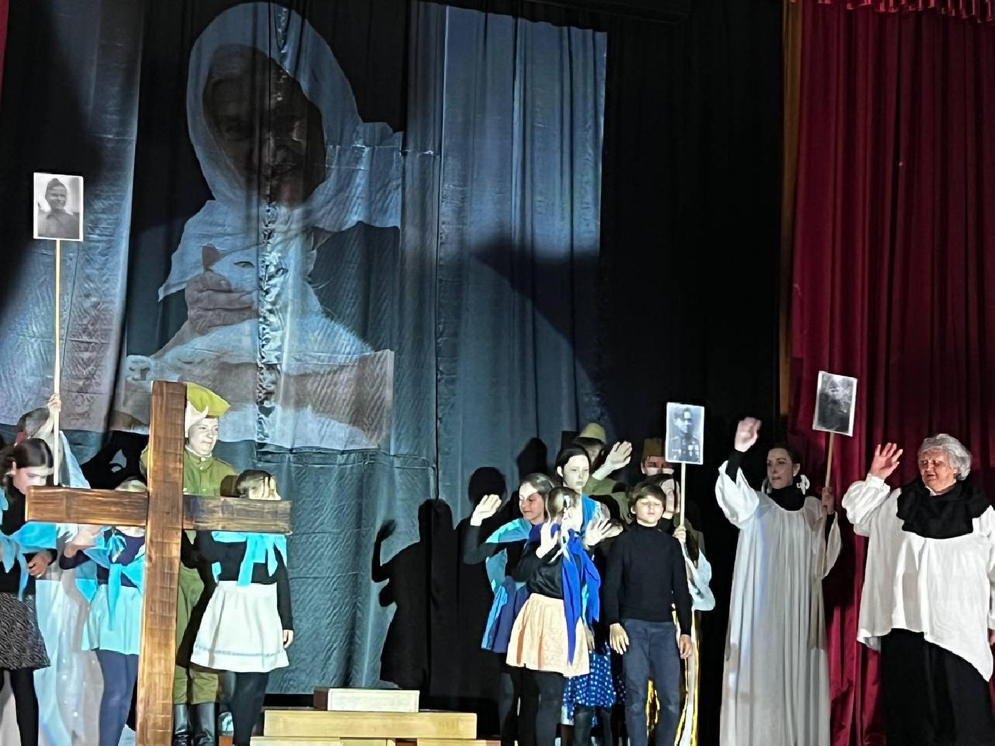 Звенигород, культура подмосковья, Театр,