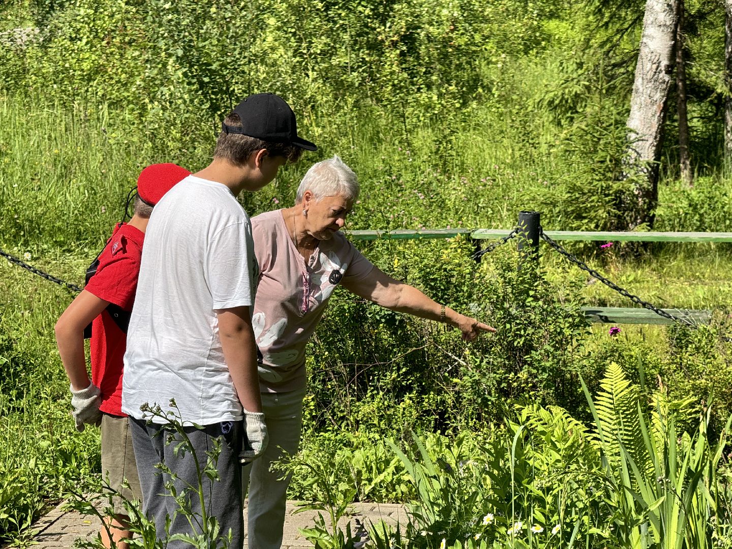 шаховская, мемориал, уборка памятников, памятная акция, юнармейские отряды,