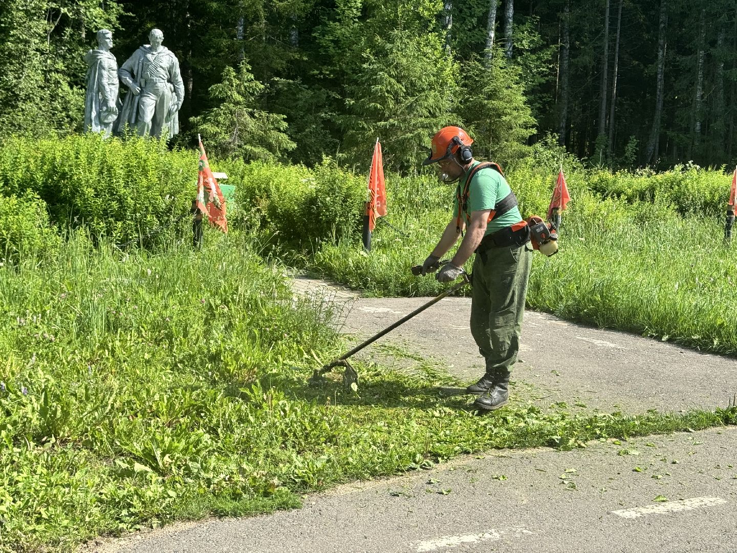 шаховская, мемориал, уборка памятников, памятная акция, юнармейские отряды,