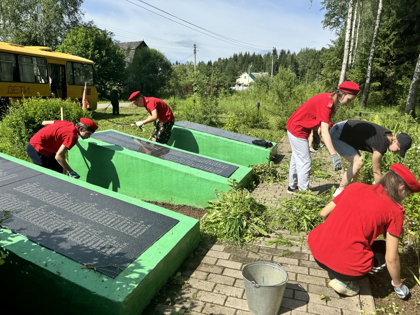 шаховская, мемориал, уборка памятников, памятная акция, юнармейские отряды,
