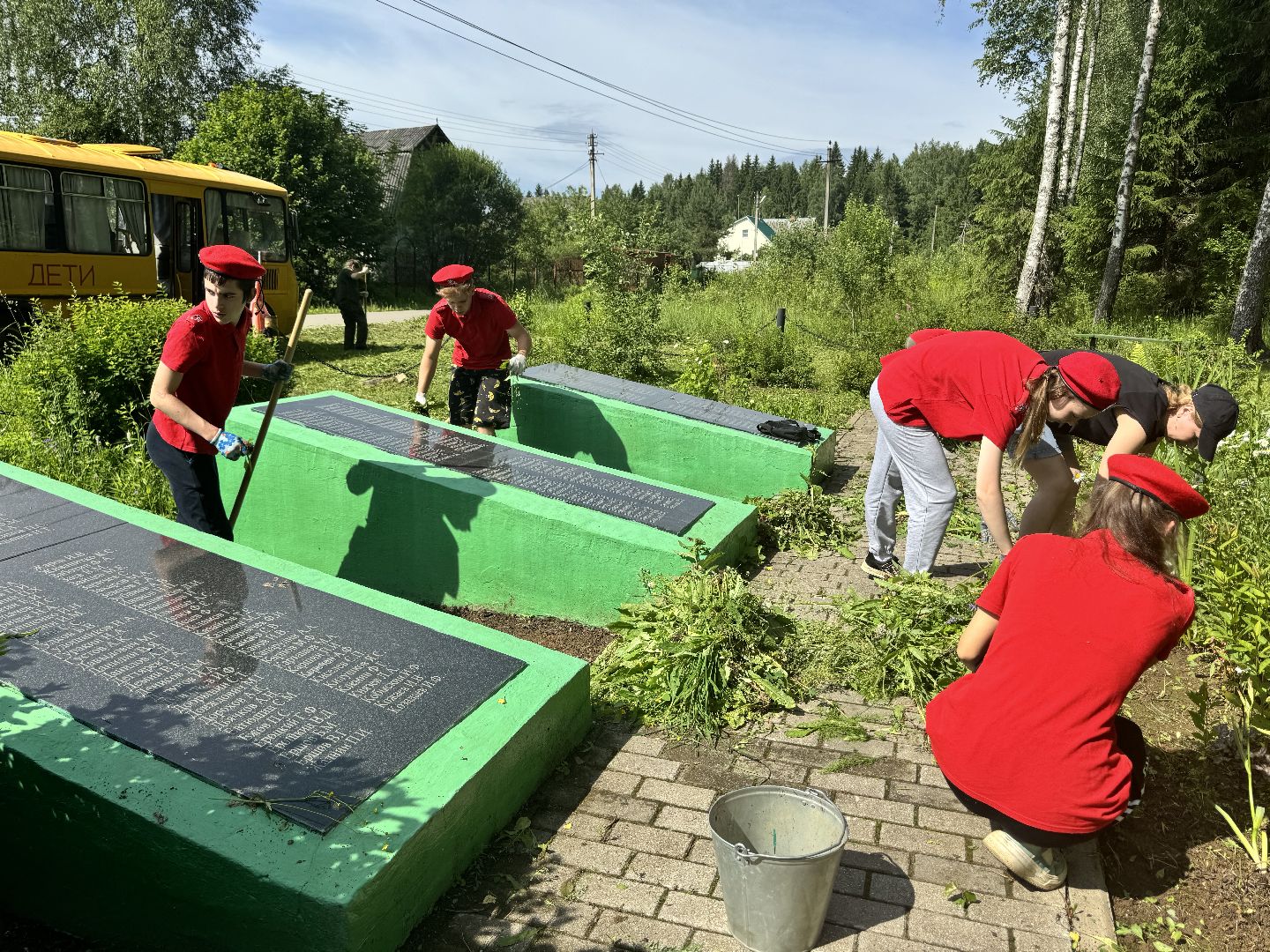 шаховская, мемориал, уборка памятников, памятная акция, юнармейские отряды,
