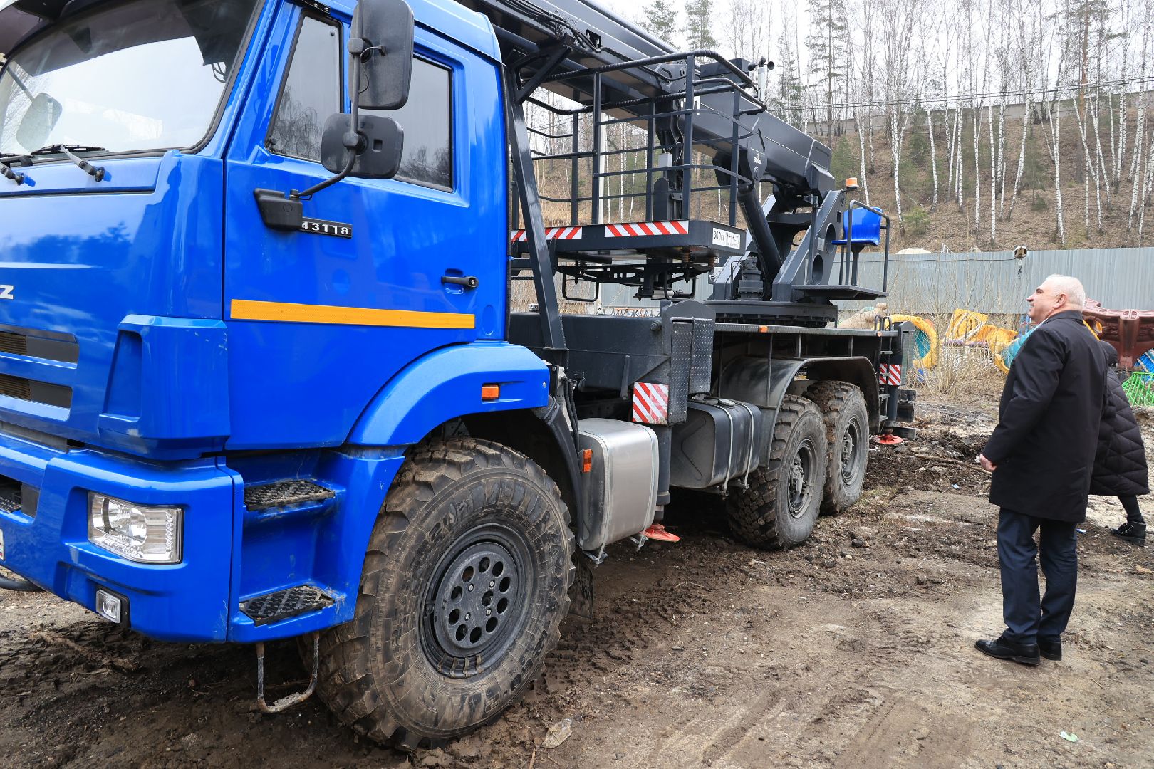 коммунальная техника, Дзержинский, уборка улиц,