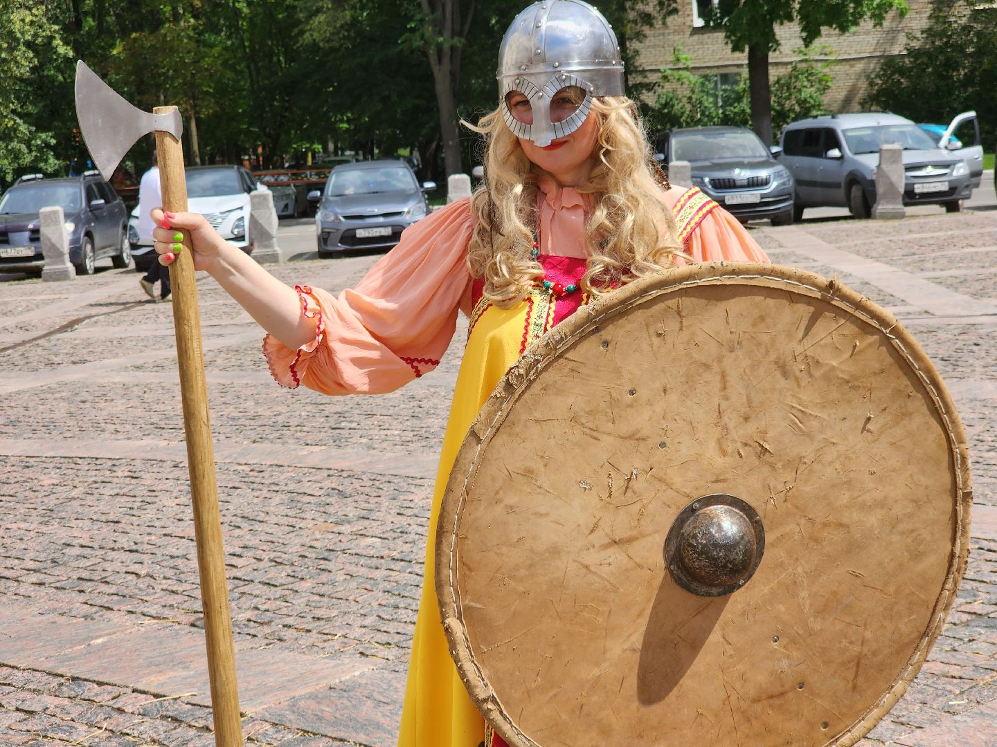 долгопрудный, День русской культуры, реконструкторы, веретено, обереговая кукла, узороплетение, валяние шерсти,