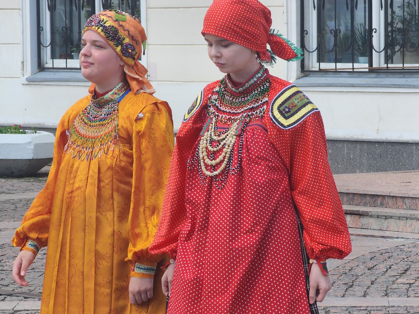 долгопрудный, День русской культуры, реконструкторы, веретено, обереговая кукла, узороплетение, валяние шерсти,