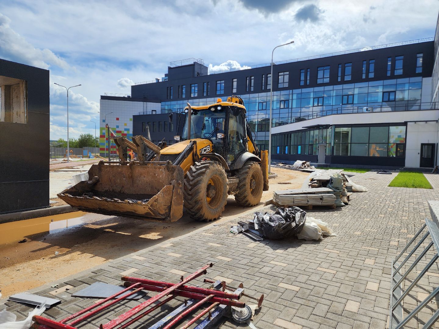 красногорск, павшинская пойма, школа, строительство,