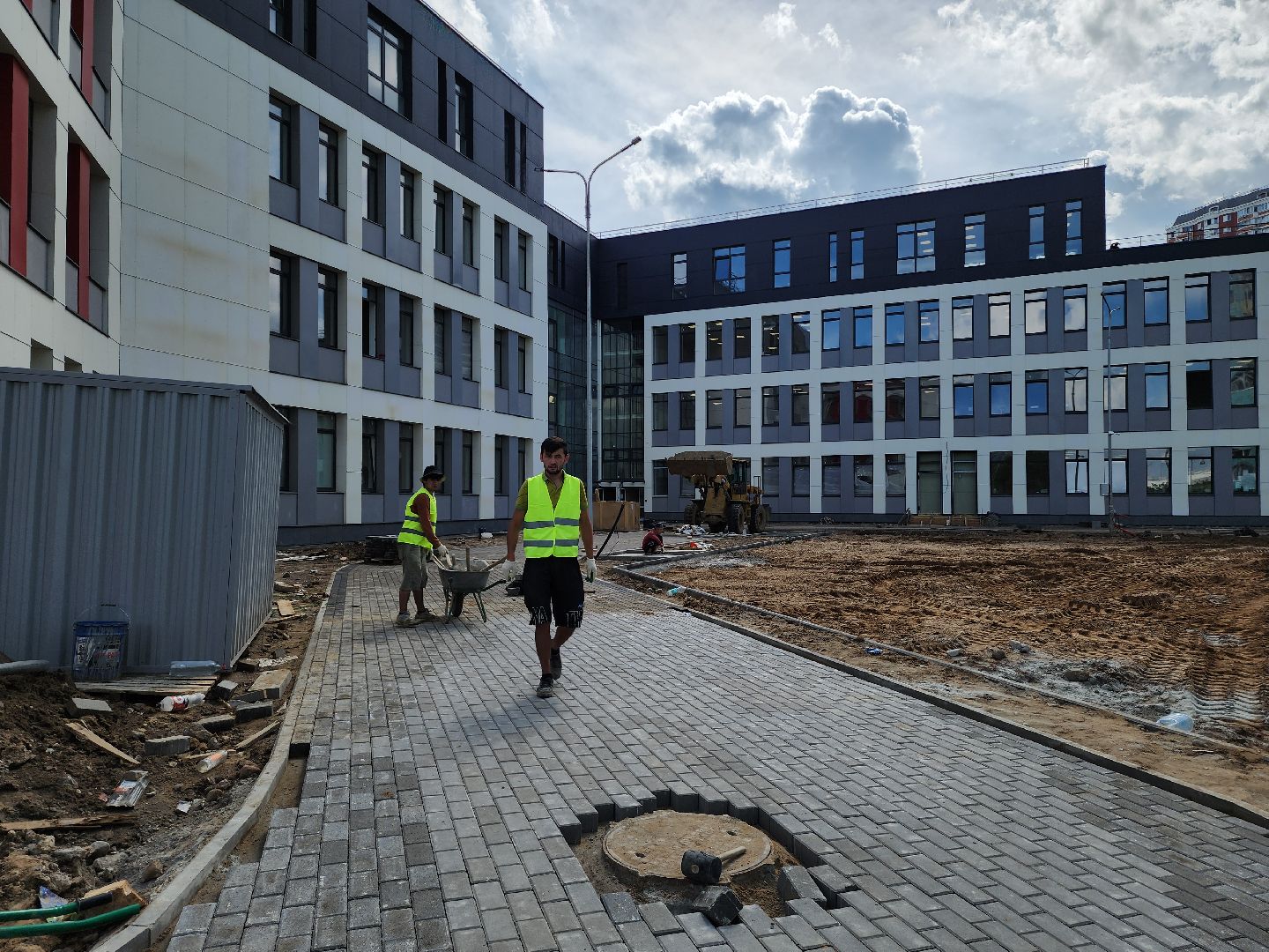 красногорск, павшинская пойма, школа, строительство,