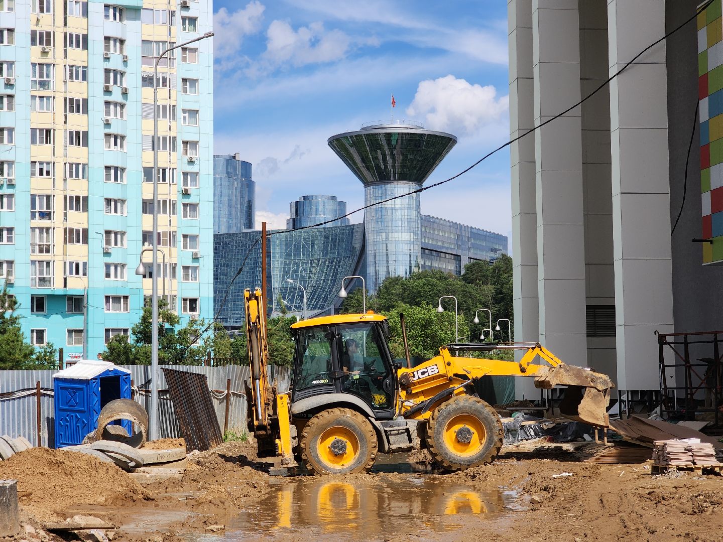 красногорск, павшинская пойма, школа, строительство,