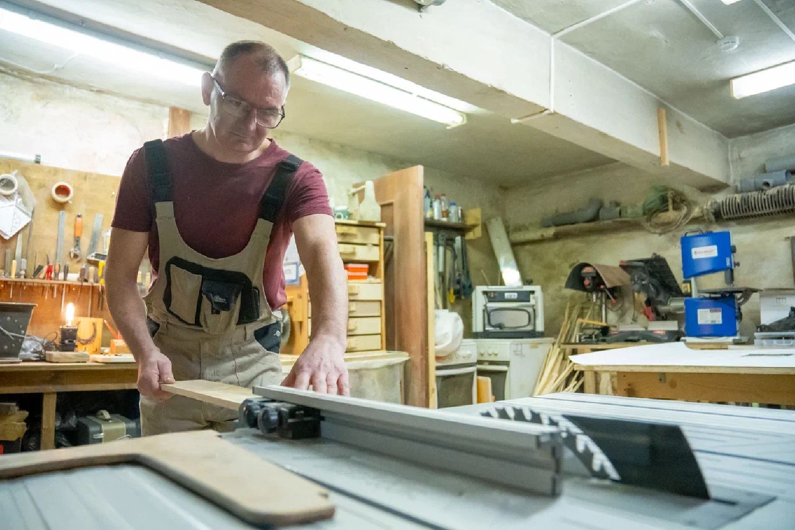 Мастер, реставрация, люди, Орехово-Зуево.