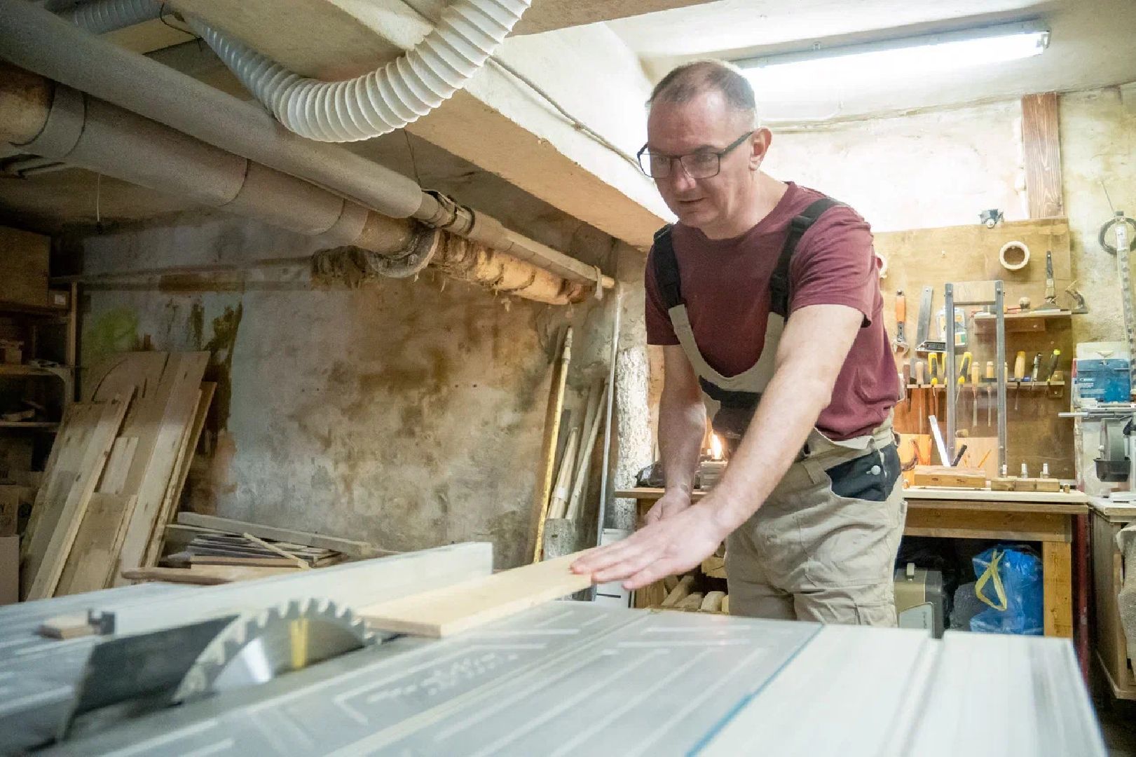 Мастер, реставрация, люди, Орехово-Зуево.