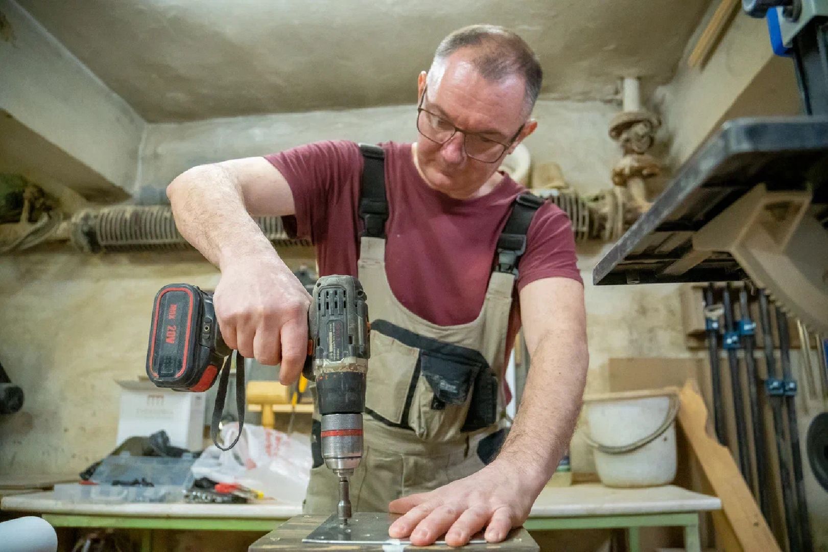 Мастер, реставрация, люди, Орехово-Зуево.